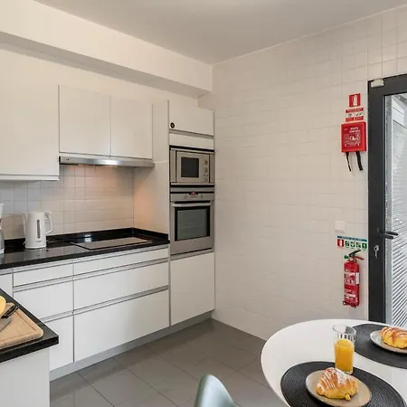 Barreiros Ii By An Island Apartment