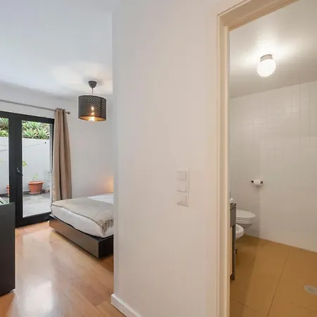 Barreiros Ii By An Island * Funchal (Madeira)