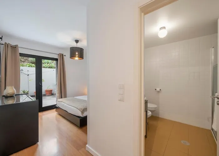 Barreiros Ii By An Island * פונשל